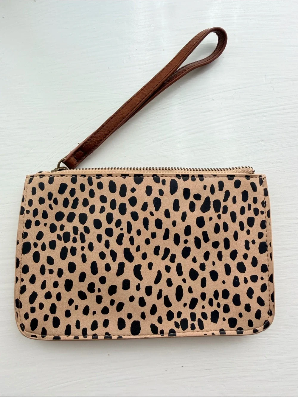 Universal Thread Leopard Print Wristlet Clutch